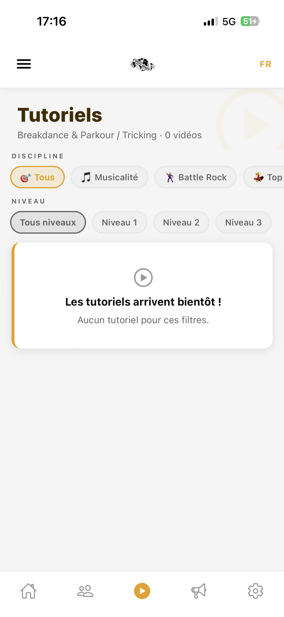 Écran des tutoriels vidéo filtrables par discipline et niveau